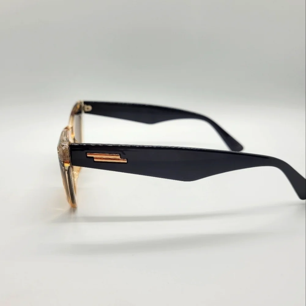 New Jayne Boomerang Cateye Comet Girl Sunnies